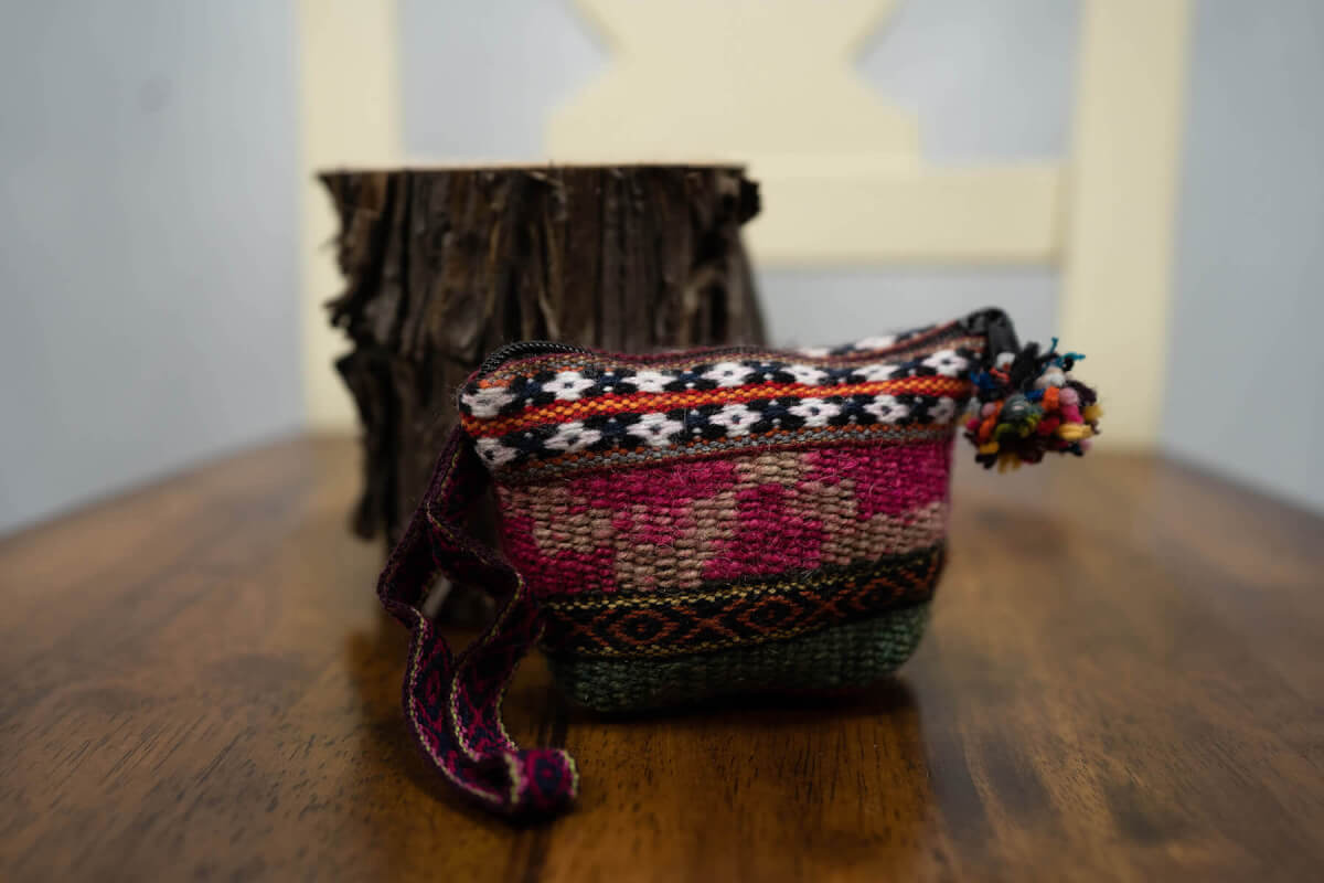 Accessory Makeup bag Wallet 100% Peruvian Sheep wool Handmade Pink Women