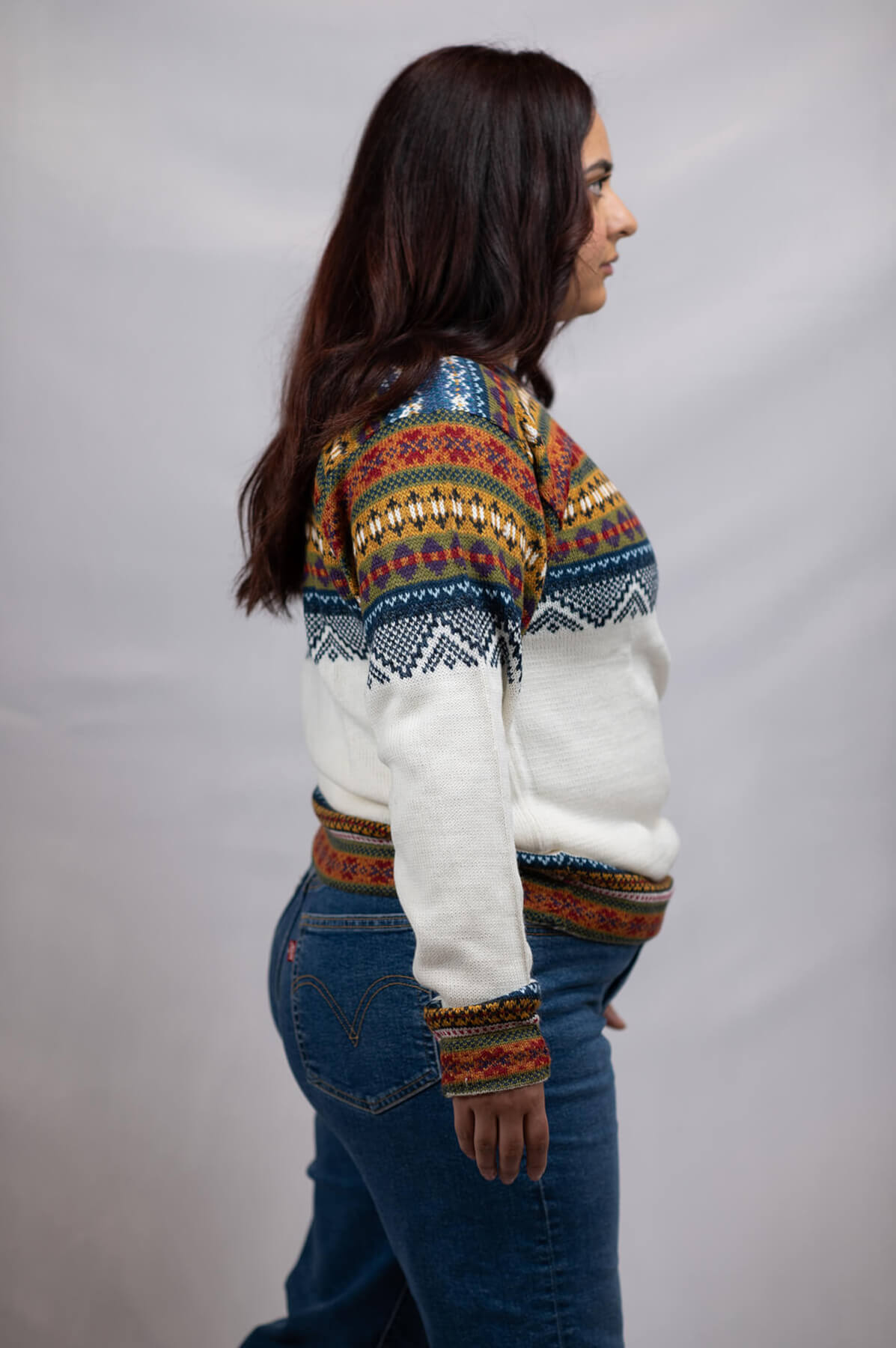 Peruvian alpaca sweater for women front view - natural white color
